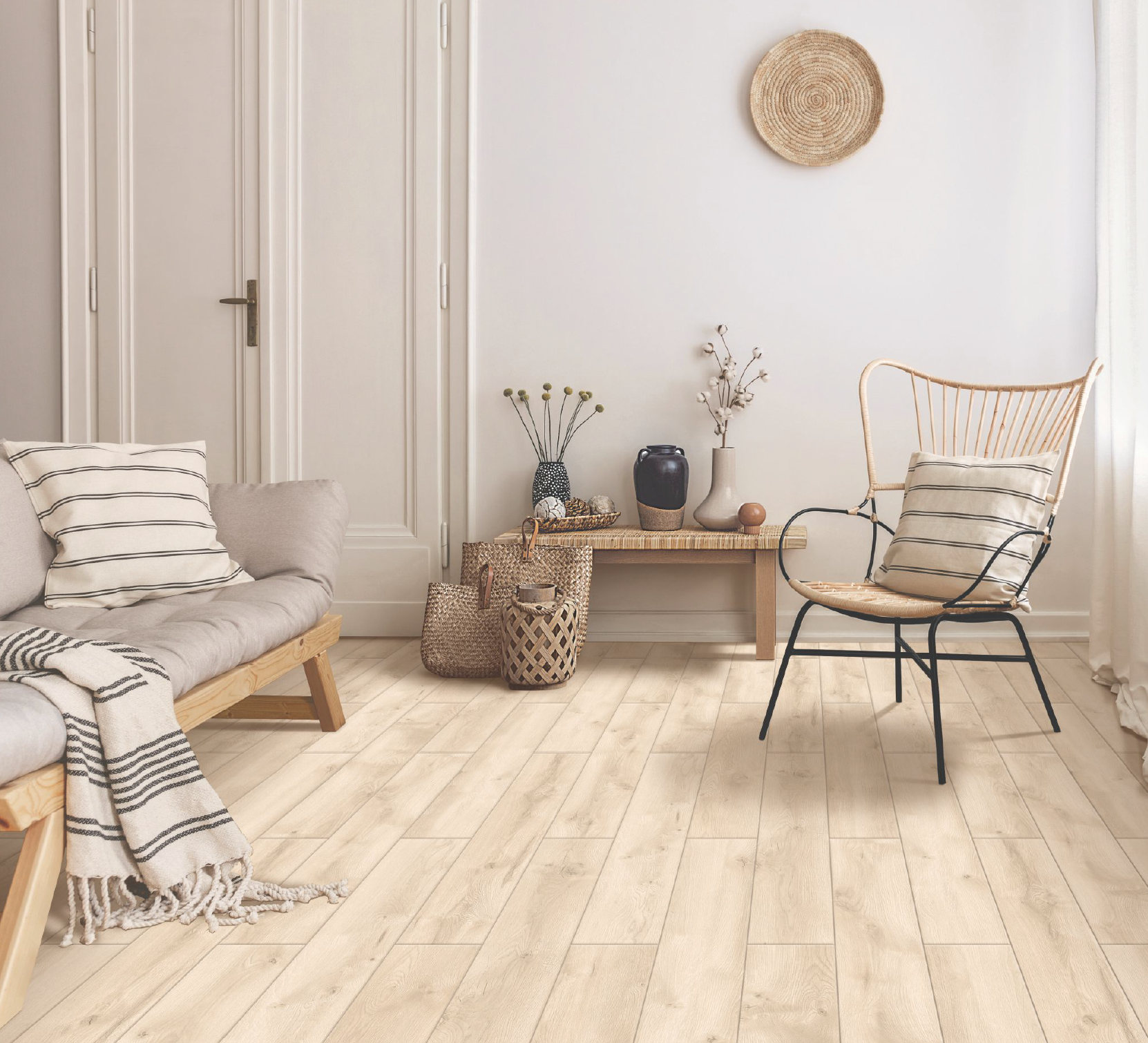 What is wood look porcelain tile?